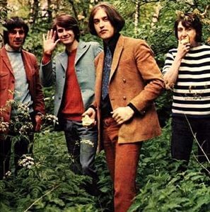 The Kinks in 60s fashions