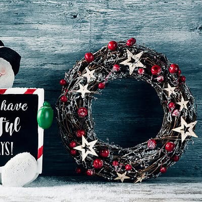 4 Heartfelt Ways People Over 50 Can Make the Holidays More Meaningful This Year Photo