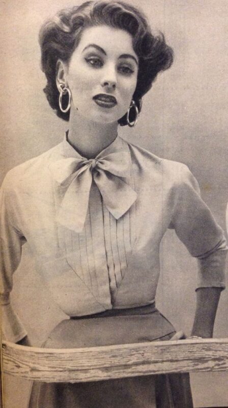 1950s Women Blouses & Shirts Photo