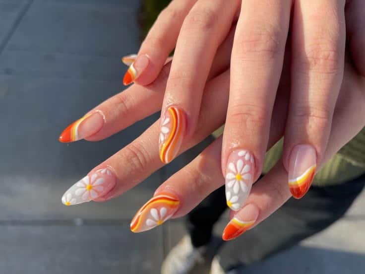 What 70s Nail Trends Say About Your Style Photo