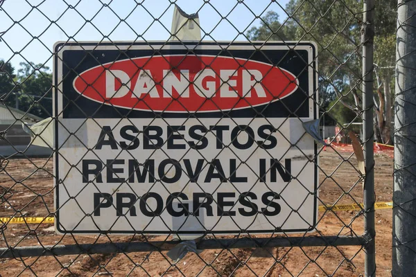 Black White Red Danger Asbestos Removal Progress Warning Site Wire — Stock Photo, Image
