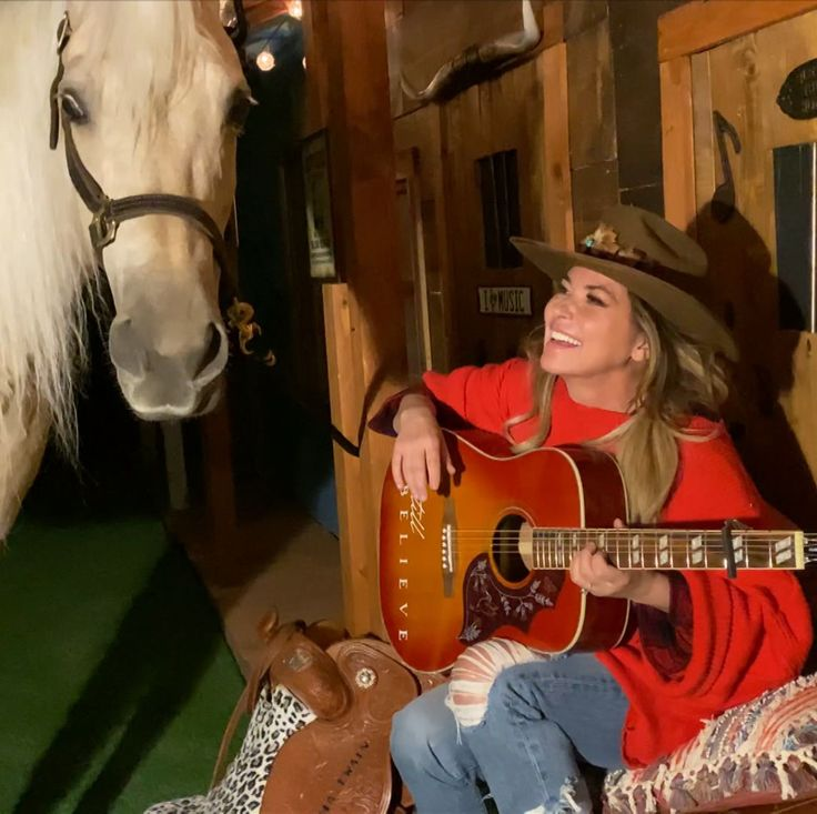 Why 90s Pop Songs Still Rules Every Party Photo