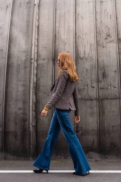 Fashionable redhead girl — Stock Photo, Image