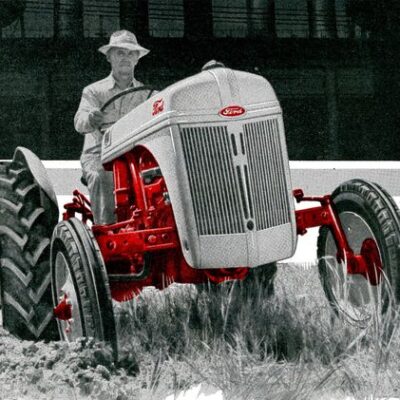 Top 5 Reasons to Own a 1950s Ford Tractor Photo