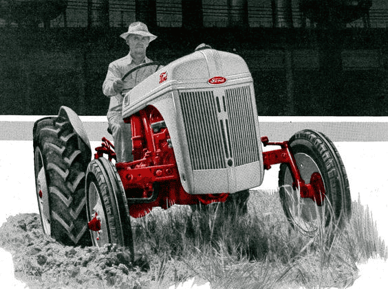 Top 5 Reasons to Own a 1950s Ford Tractor Photo