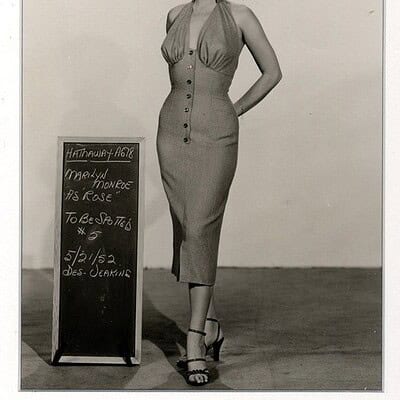 What’s a Wiggle Dress? Know Your Vintage Style Photo