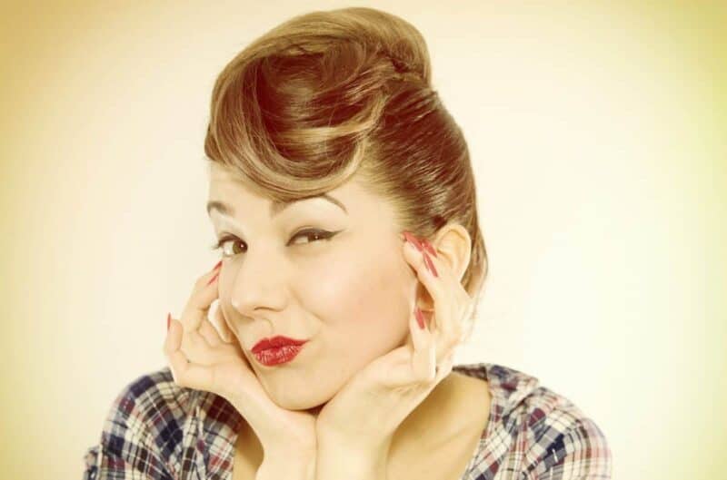 What's a Wiggle Dress? Know Your Vintage Style 12 What's a Wiggle Dress? Know Your Vintage Style 11