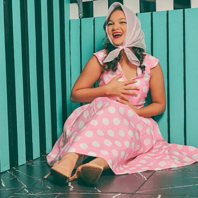 5 Ways to Accentuate Your Hourglass Figure for 1950s Dresses Photo